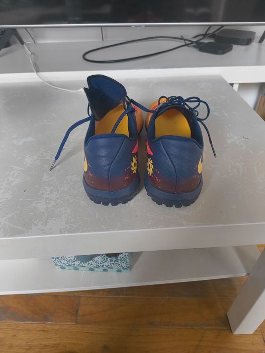 Chuteira Nike Phantom 6 Low Academy Turf EH