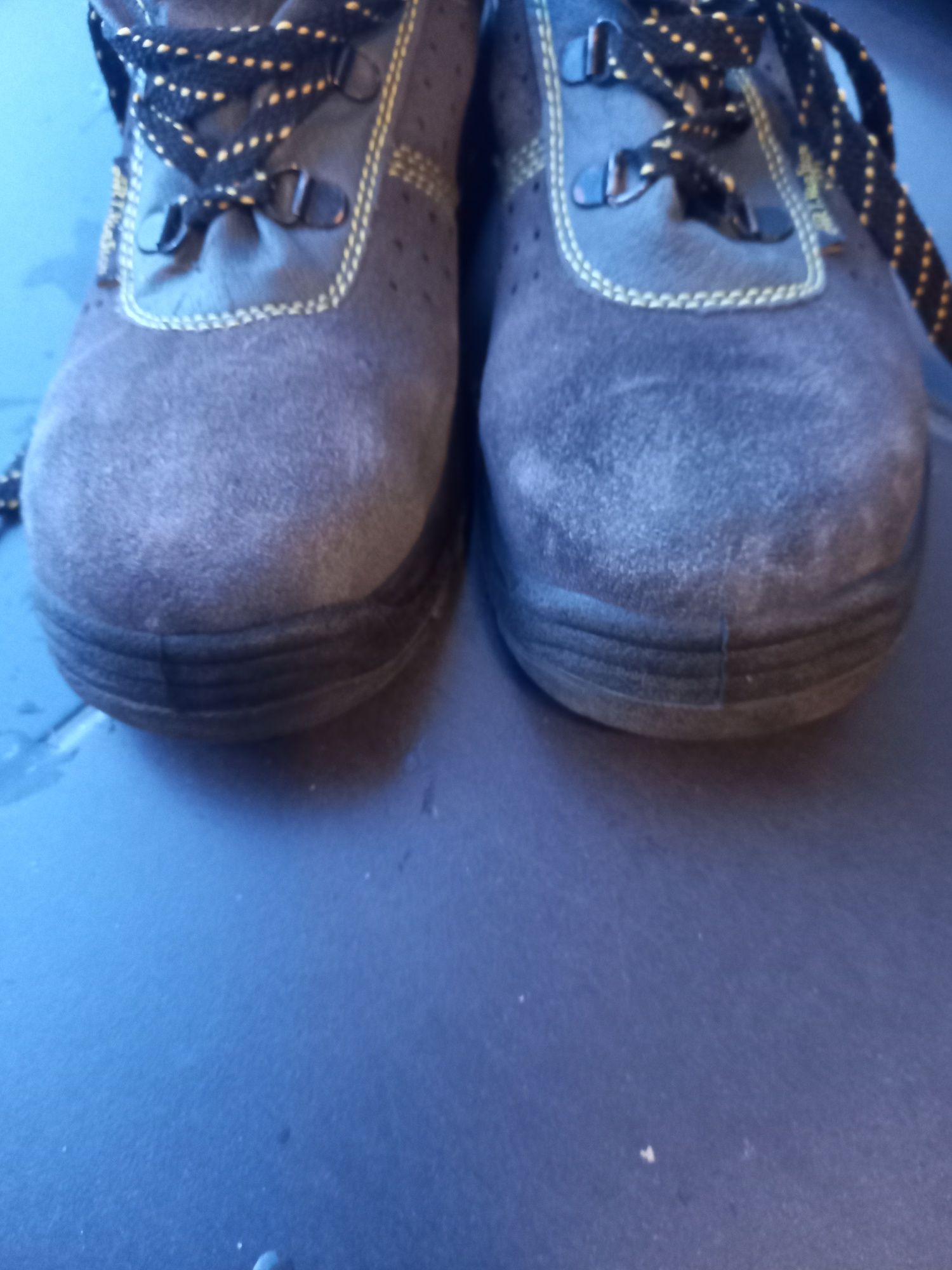 Buty robocze z noskiem S1
