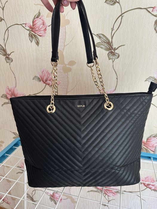 Продам жіночу сумку Gepur