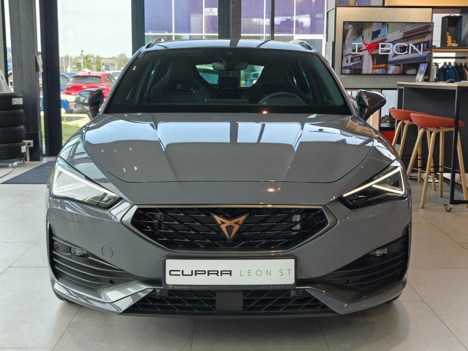Cupra Leon Sportstourer 1.5 TSI 150 KM DSG, 2024r. Wakacyjna wyprzedaż Rabat 40 000 PLN