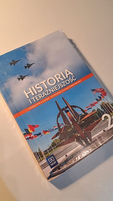 Historia i teraźniejszość 2