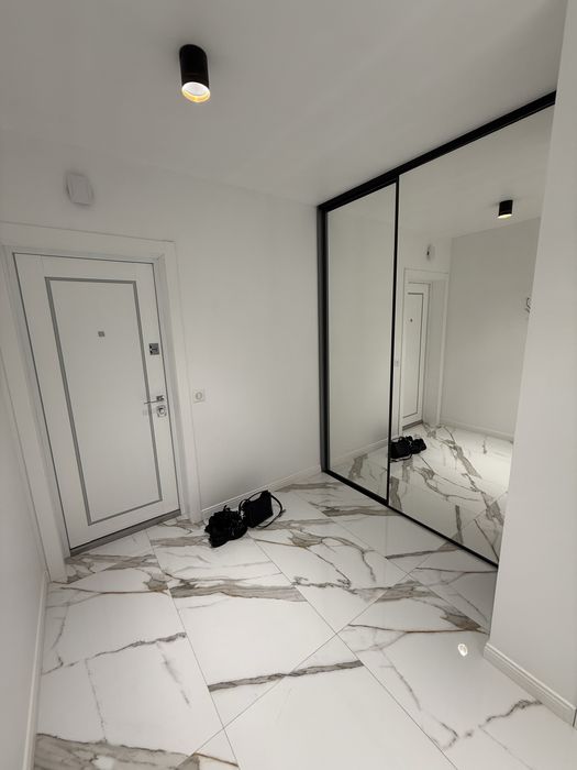 Оренда 2 кім квартири Перша Здача!!!