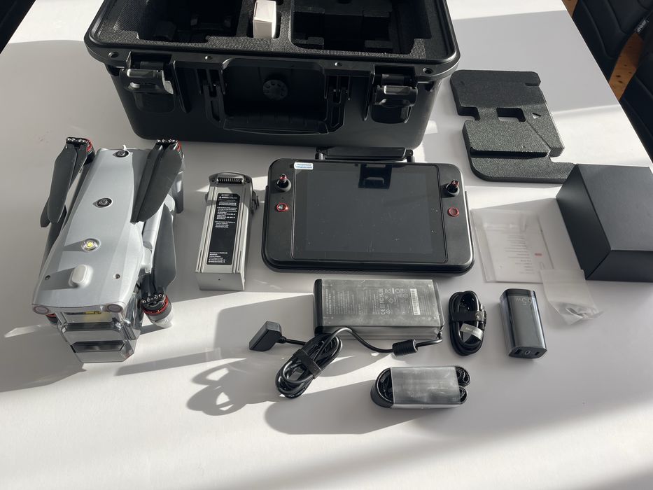 Дрон квадрокоптер Autel EVO Max 4T XE сама крута камера