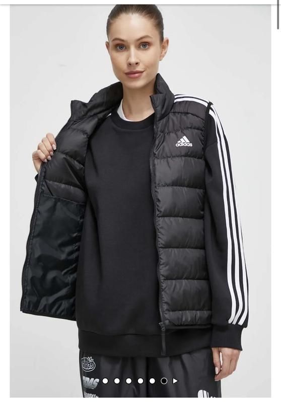 Пухова безрукавка , жилетка  adidas, оригінал