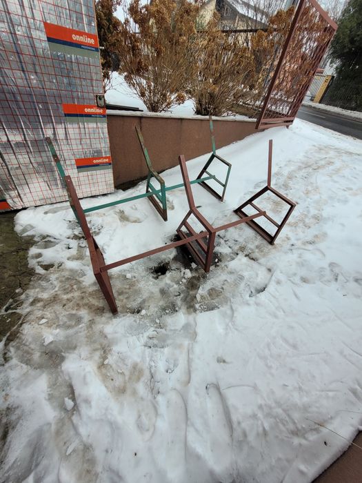 Ławka ogrodowa - nogi / stelaż .
