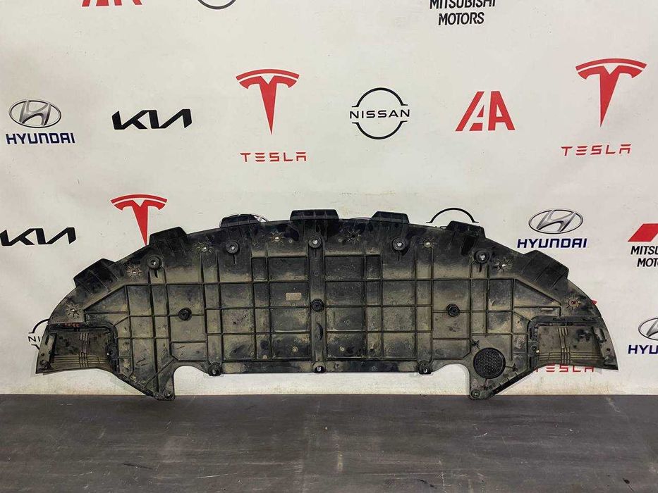 Захист бампера переднього нижній Tesla Model S  Plaid  1564701-00-С