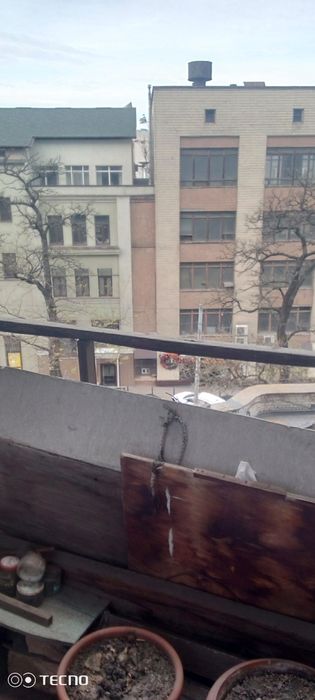 Комната Яворницткого р-н Цума