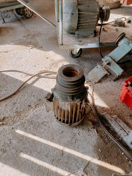 Silnik elektryczny 7.5 kw  3kw