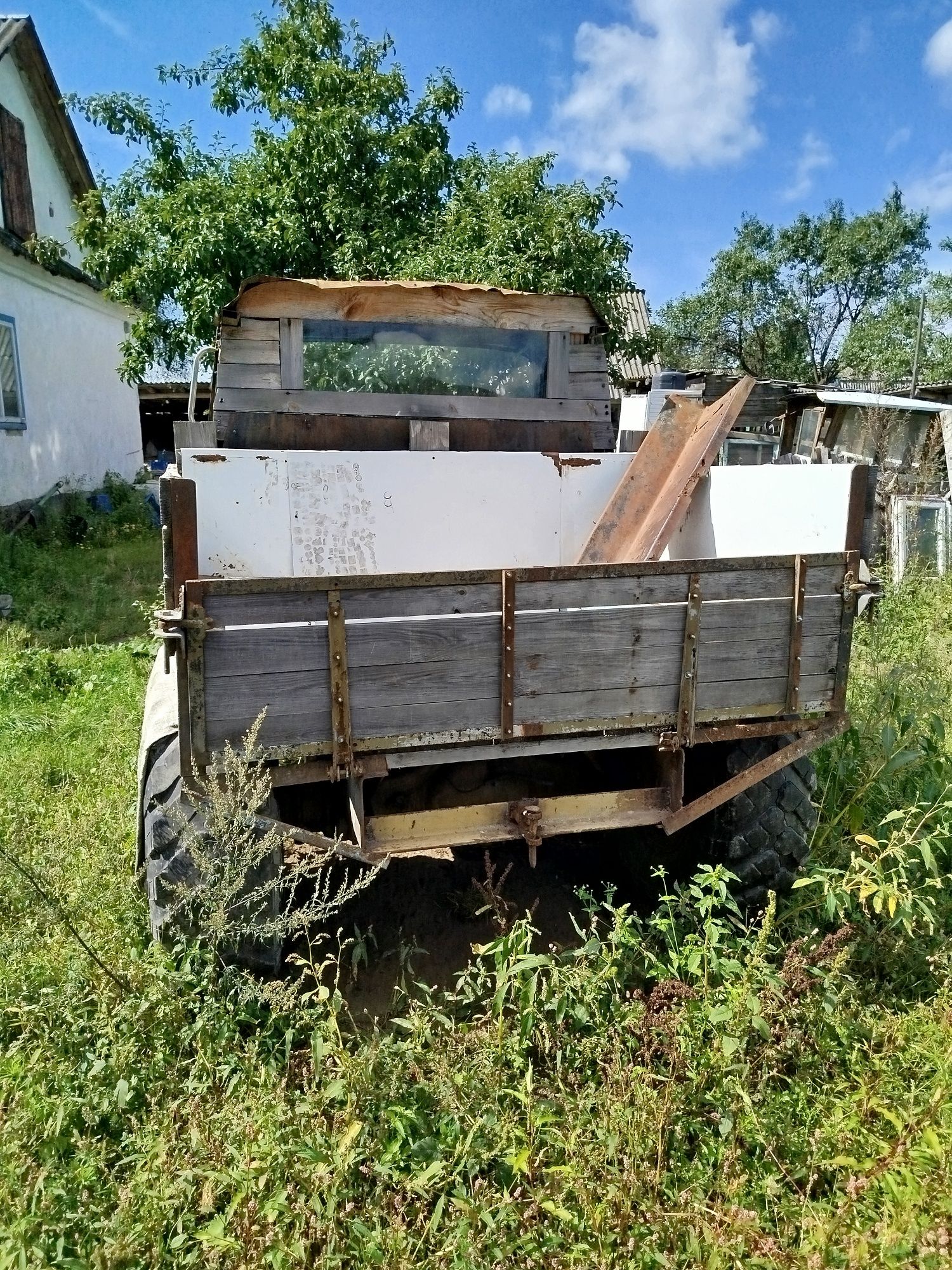 Продам трактор мотор т40