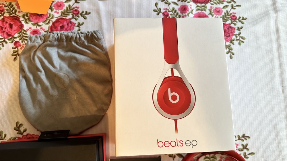 Beats EP by Dr Dre czerwone przewodowe komplet jak nowy
