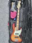 Gitara basowa Fender Jass Bass Elite USA