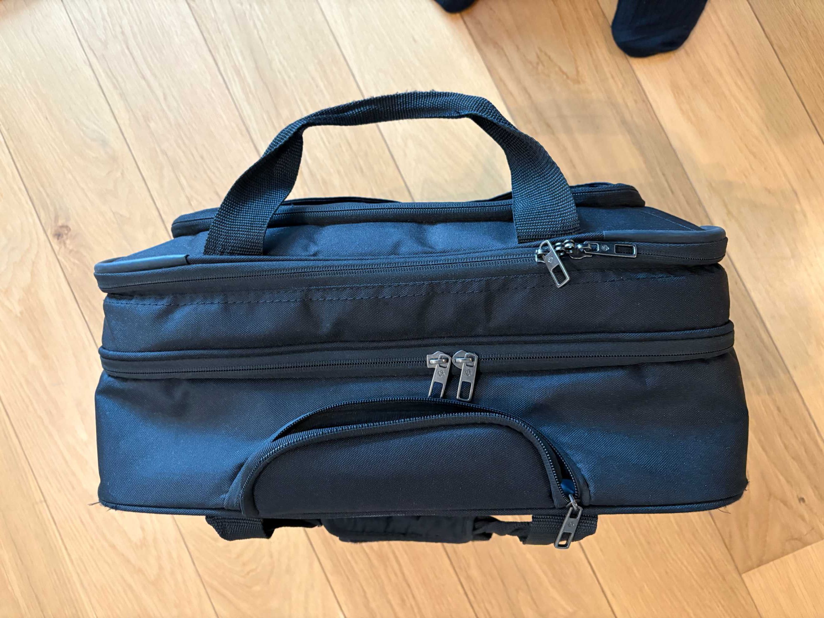 Mala SAMSONITE executiva, com rodas (como nova)