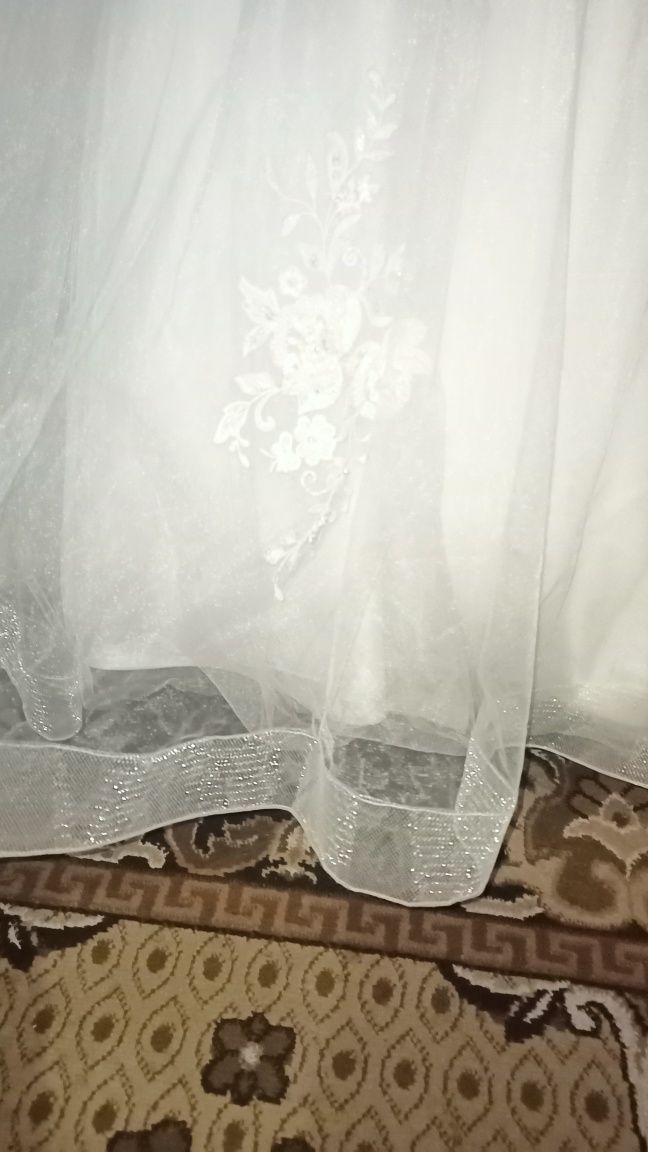 Весільна сукня після хімчистки