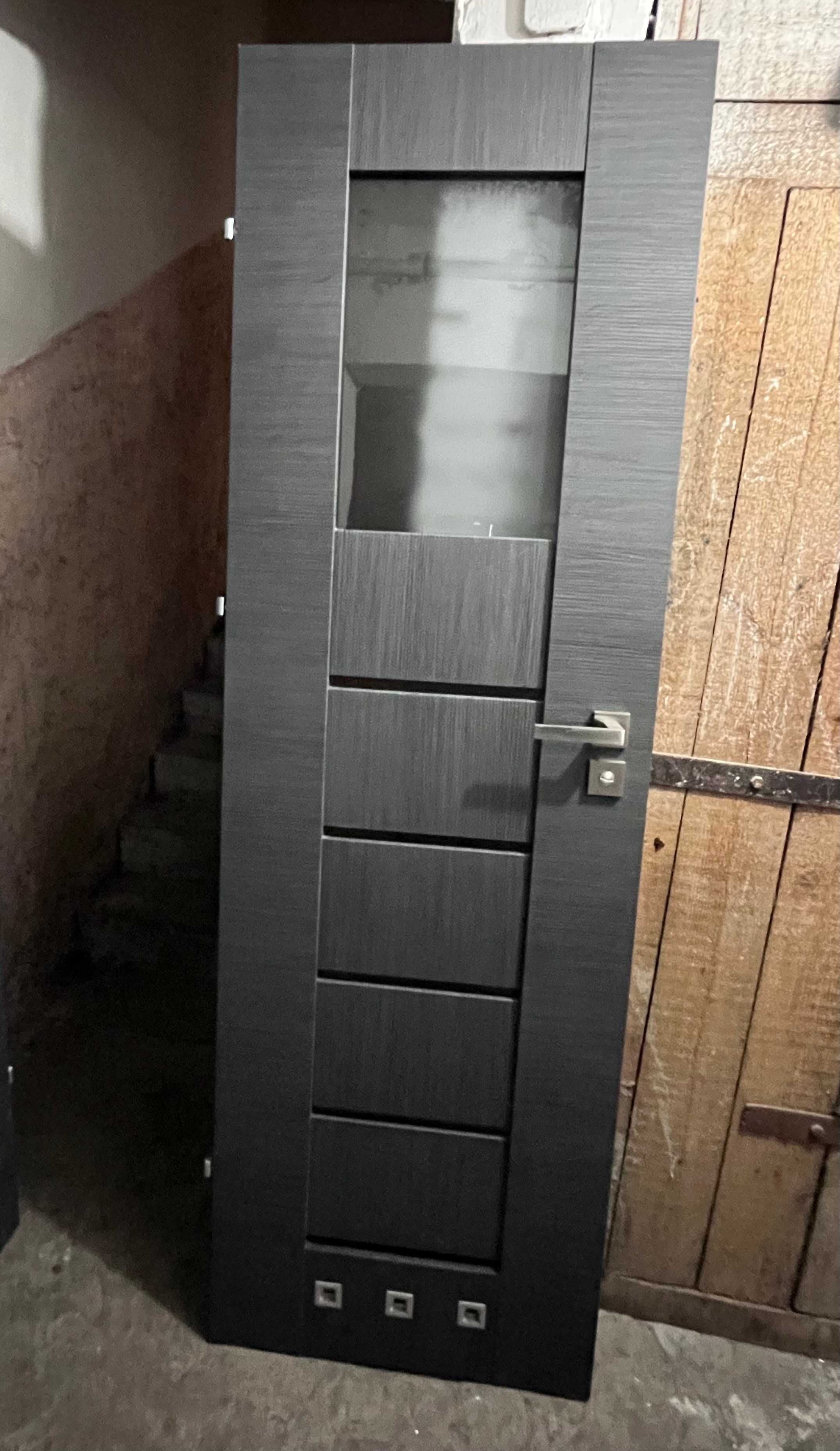 Drzwi wewnętrzne używane