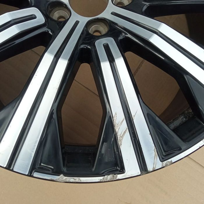 felga 20 volvo xc90 ii r-design 9x20  oryginaŁ