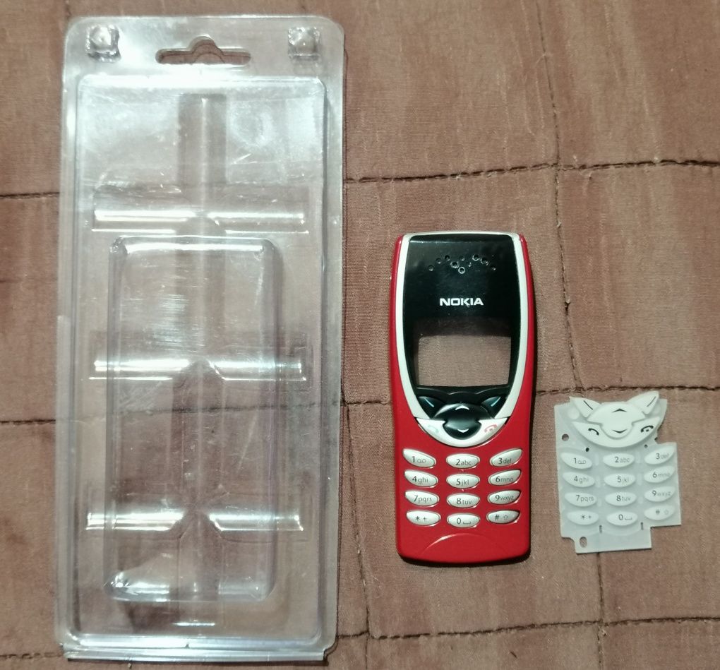 Oryginalna zabytkowa kolekcjonerska  obudowa z klawiaturą do telefon N