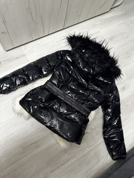 Пуховик для дівчинки Guees