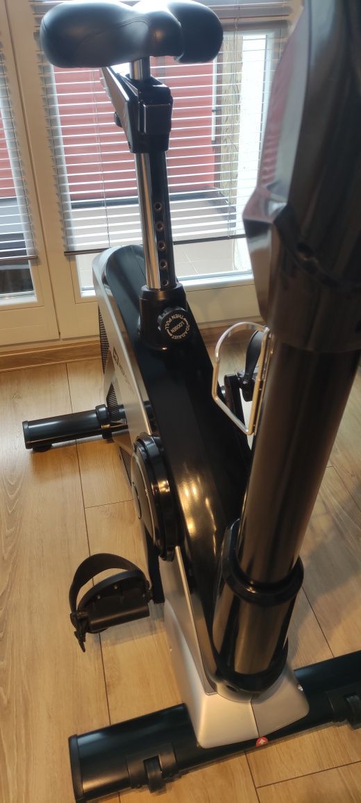 Apollo rower stacjonarny