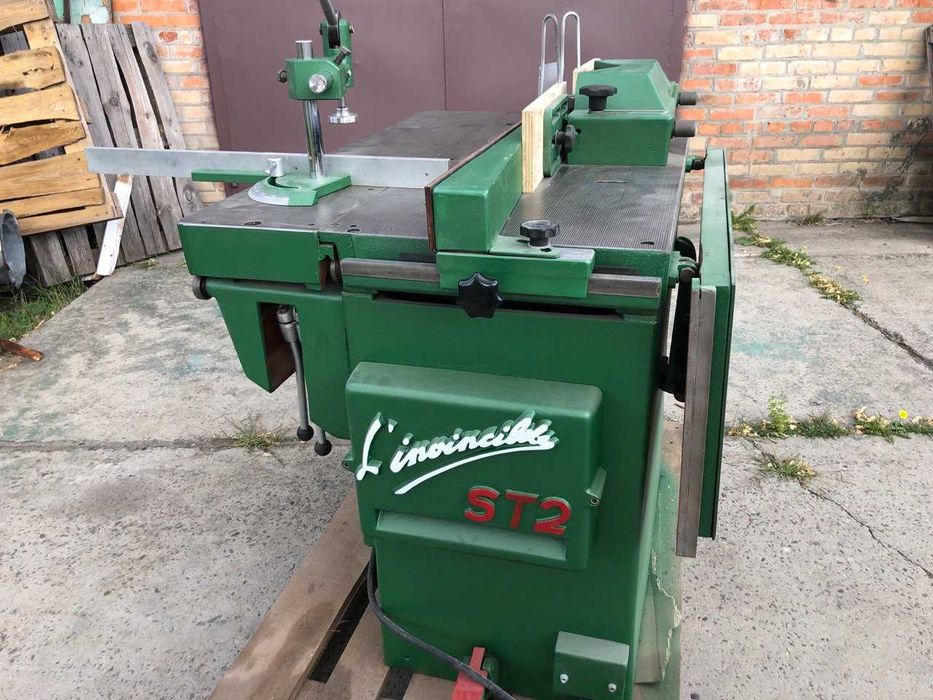 Станок деревообробний комбінований..Станок фрезерний з кареткою