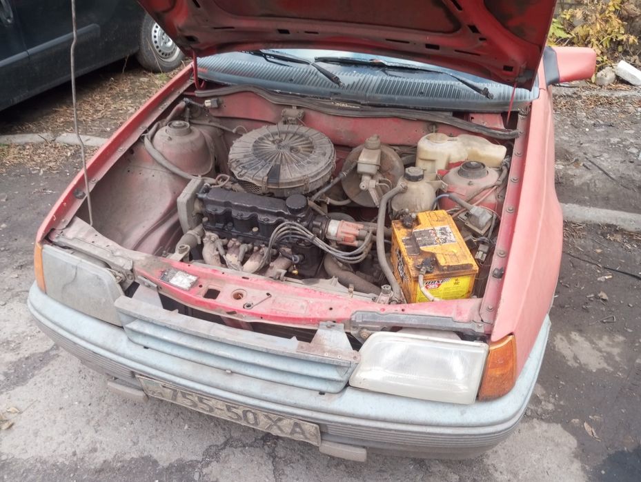 Опель кадет на уверіном ходу