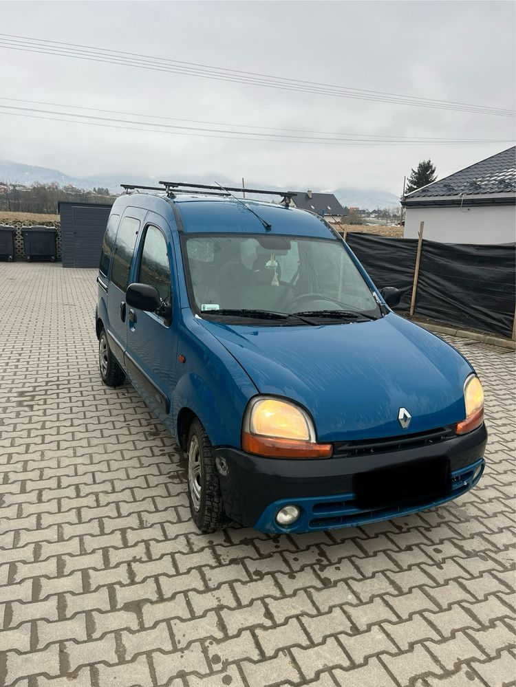 Renault  Kangoo.