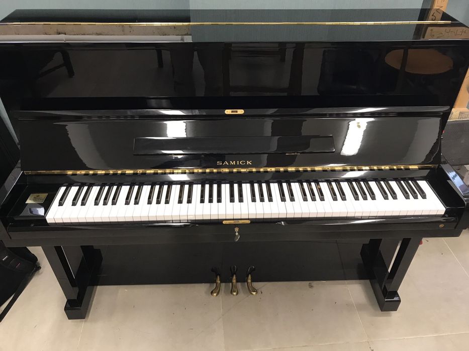 Piano Samick como novo