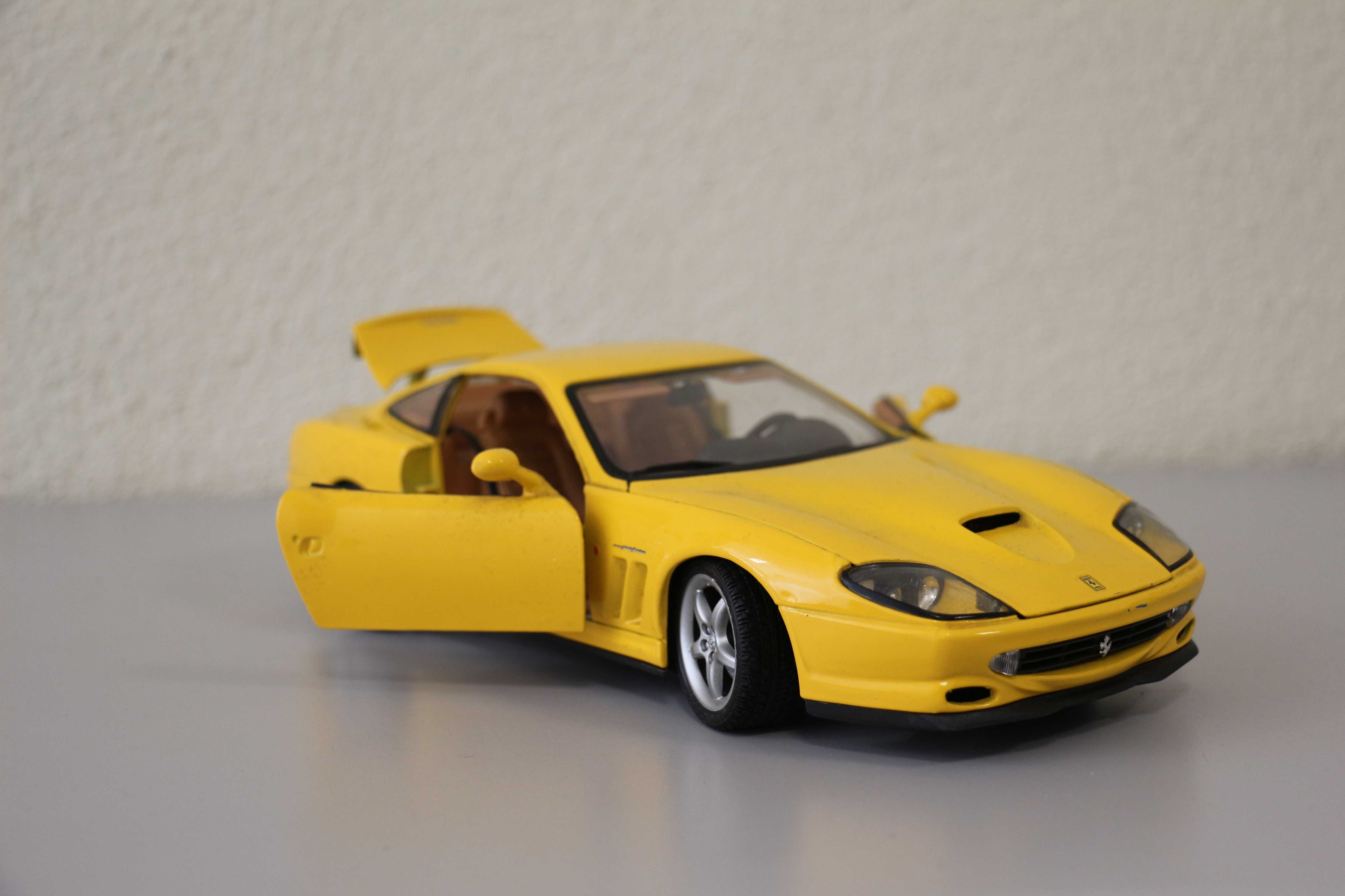 Ferrari 550 1/18 Maisto