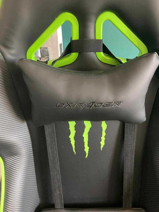 Cadeira de Gaming DXRacer Monster (nova/sem uso)