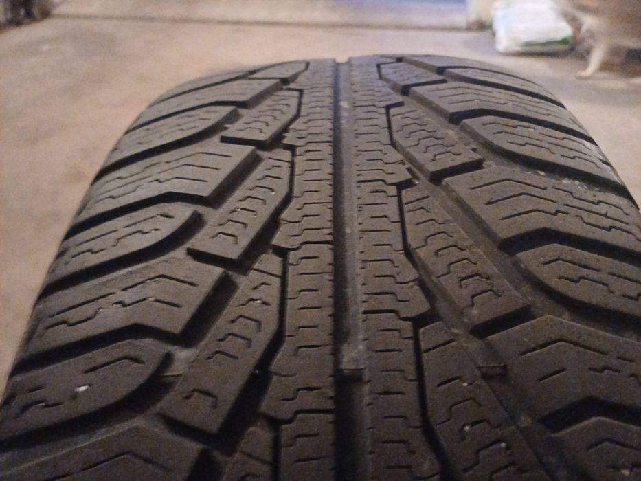 Opony zimowe Uniroyal 225/50 R17 2szt