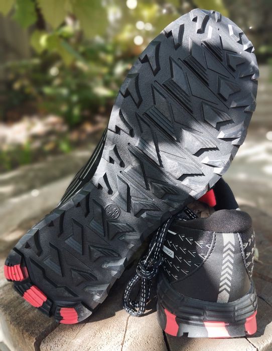 Женские трекинговые кроссовки Crivit Waterproof осень/весна