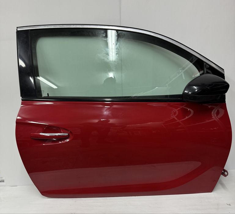 Opel Adam drzwi prawe z50m
