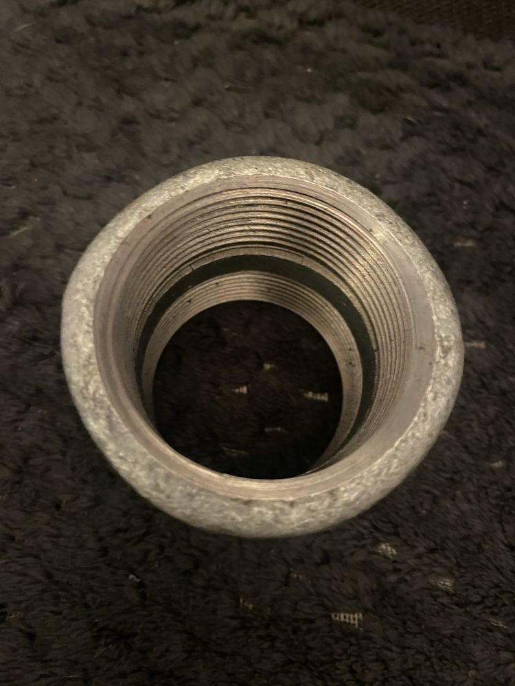 Mufka ocynk 1 1/2”