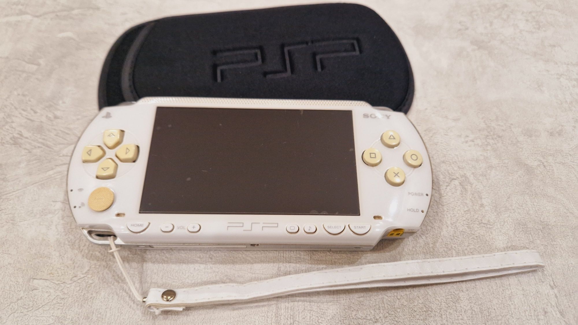 Sony PSP 64гиг с играми 130шт+чехол!