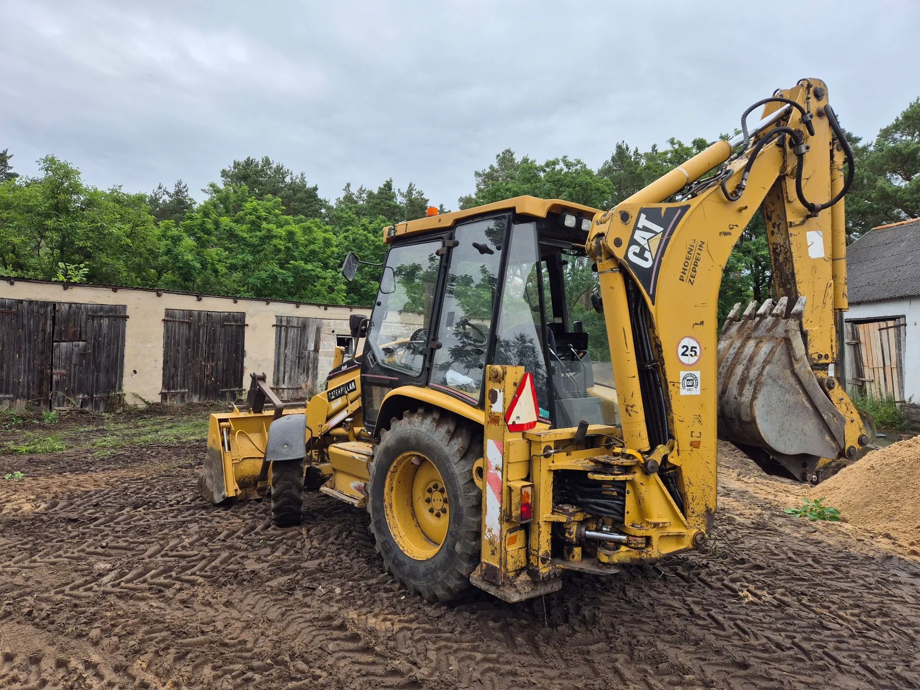 JCB JCB AGRI 527-58 Rok 2012  Koparko ładowarka Cat 428 C Rok 2000   jcb case komatsu