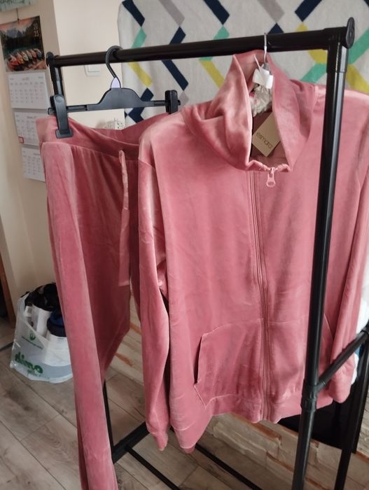 Nowy welurowy dres spodnie joggery i bluza róż 44 /46 XXL - 3xl