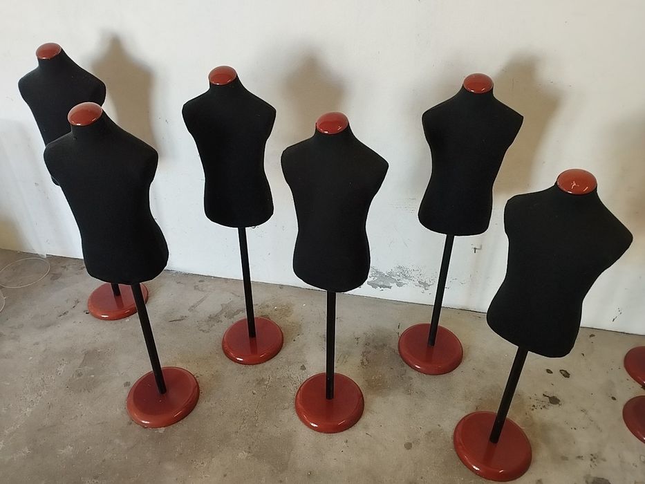 Manequins de roupa infantil