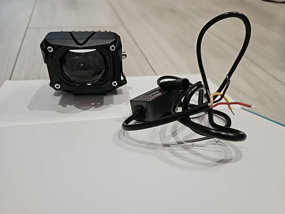 Dwukolorowe soczewkowe lampy LED do motocykla/ quada