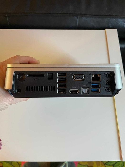 Asus PC - VM40B - Muito pouco uso oferta teclado e rato