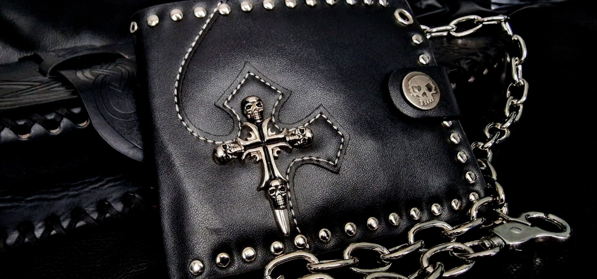 Rockowy portfel krzyż czaszka łańcuch motocyklowy chopper cruiser Harl