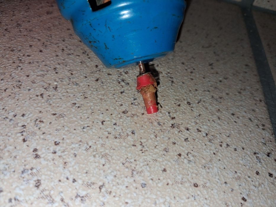 Pião de chapa vintage