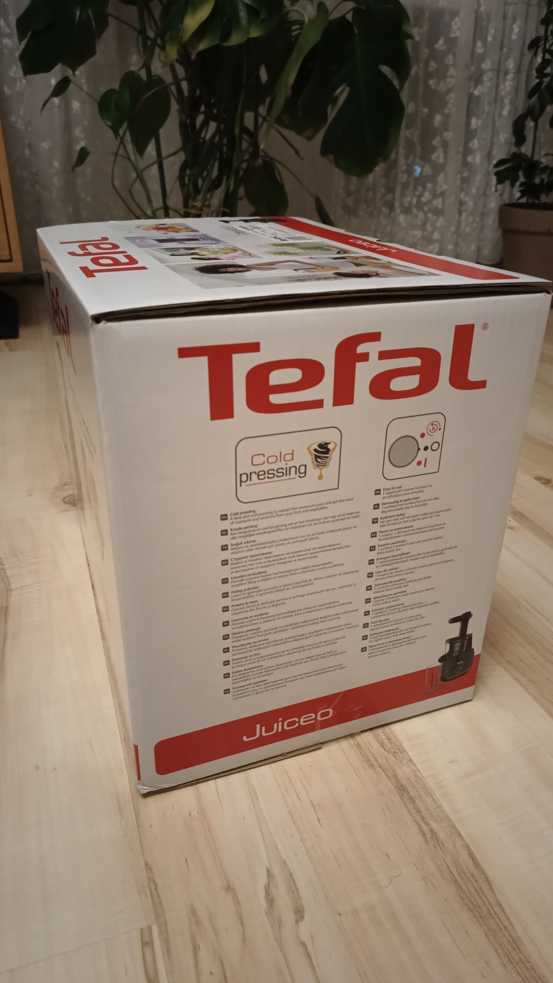 Sokowirówka wolnoobrotowa Tefal Juiceo ZC150838