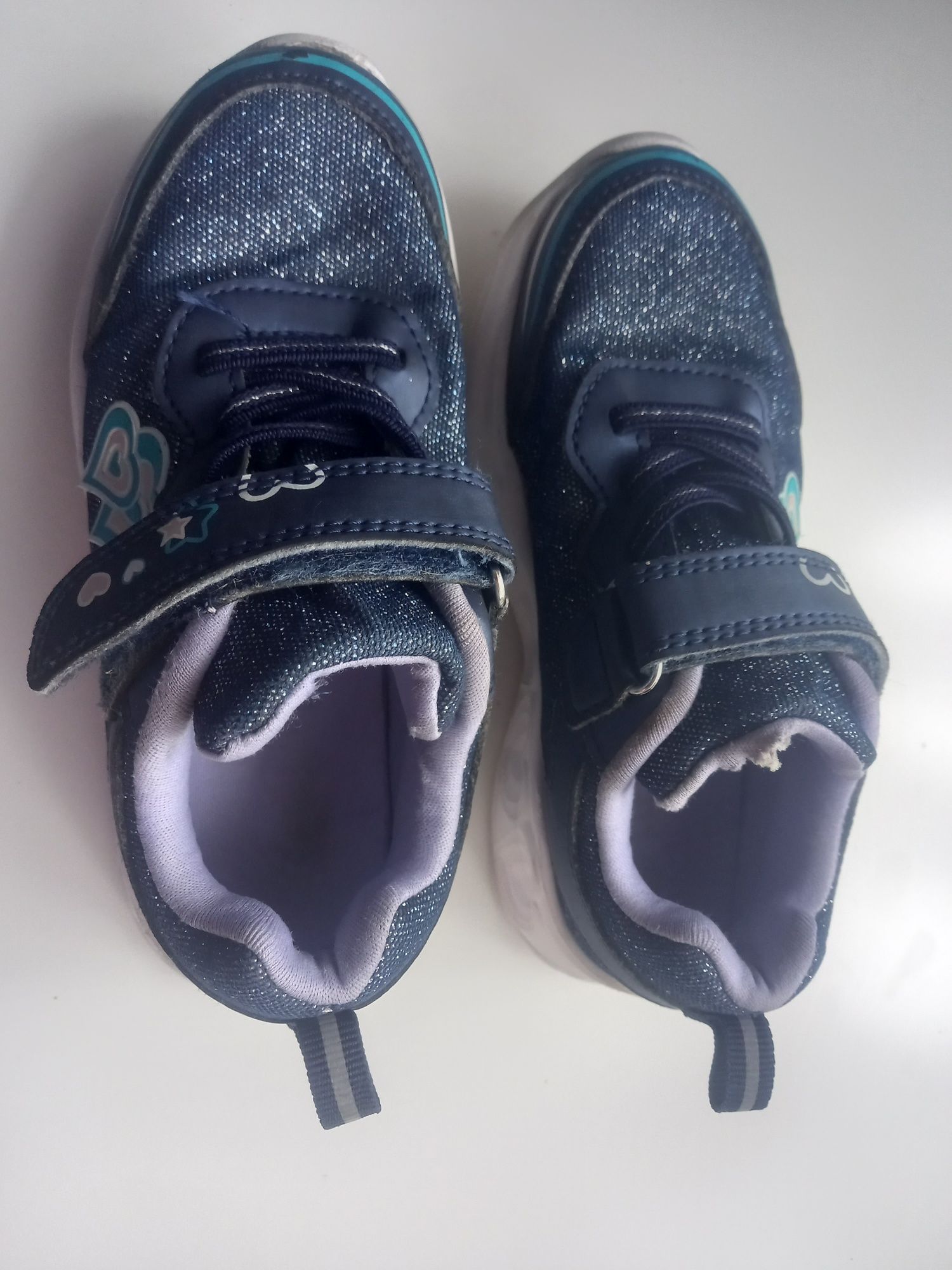 Buty dla dziewczynki 28