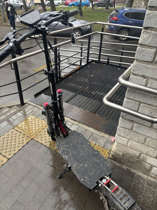 Продам електросамокат Cryser tesla24000