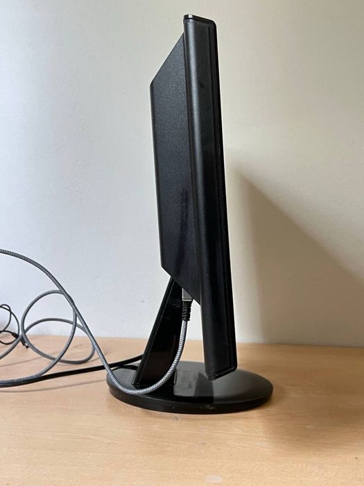 Монітор ASUS / 22 дюйма / Full HD / TN