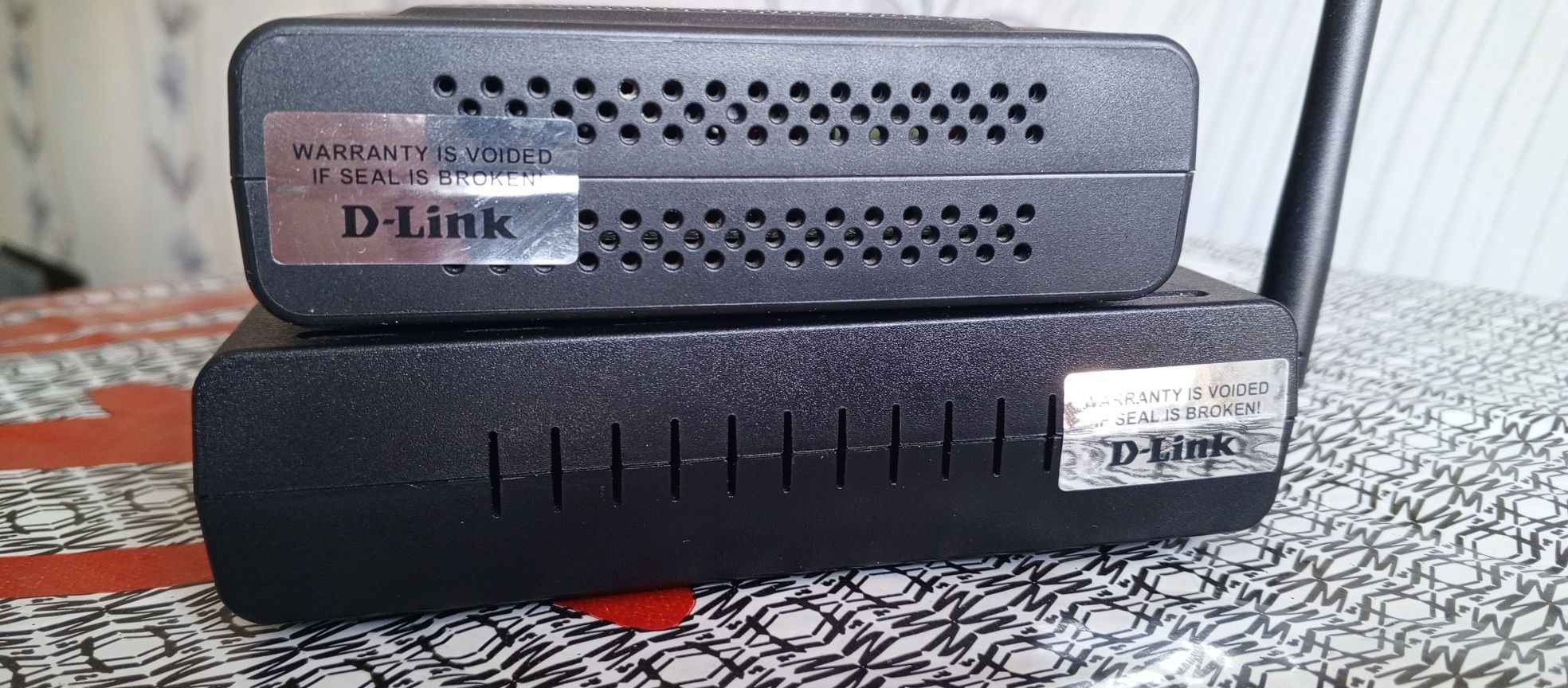 Роутер Wi-fi  D -Link. 3 шт.В ИДЕАЛЬНОМ СОСТОЯНИИ