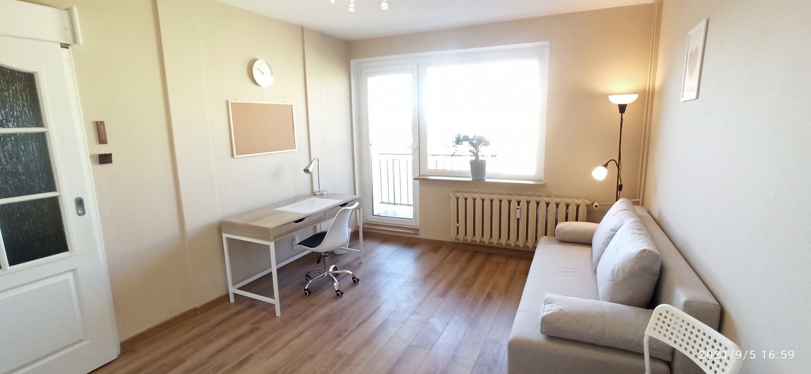 Pokój w mieszkaniu studenckim - 16m2 z balkonem