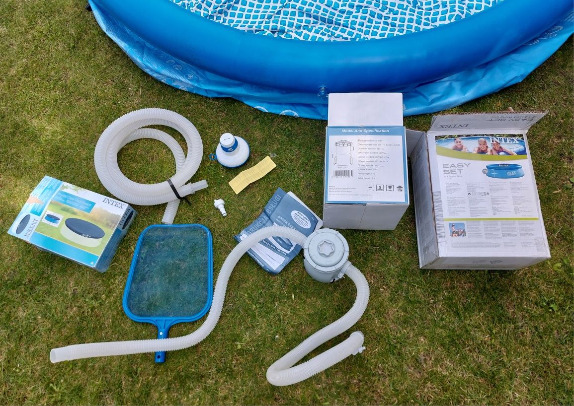 Basen ogrodowy rozporowy Intex 244x76 z pompą filtrującą i pokrowcem