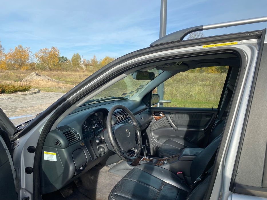 Mercedes ML350 , 2005r