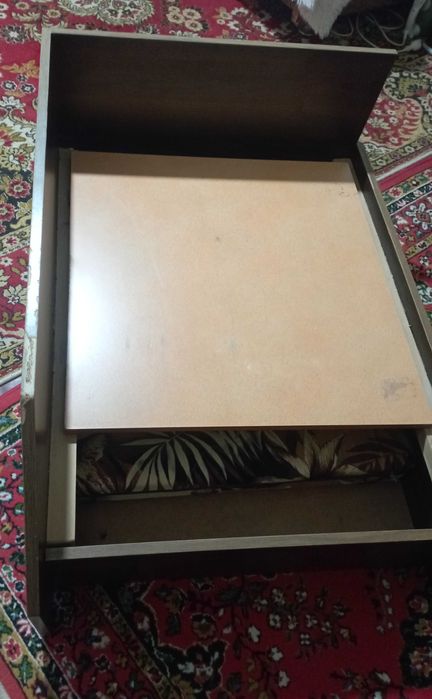 Маленький диванчик