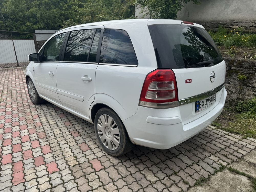 Opel Zafira B 1.7 cdti